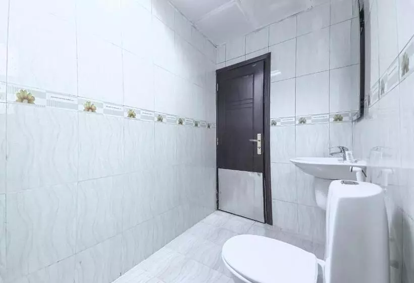 هتل Oyo 111 Al Thabit