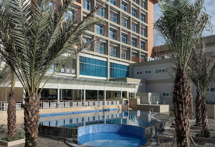 בית מלון כפרי Santika Gunungkidul