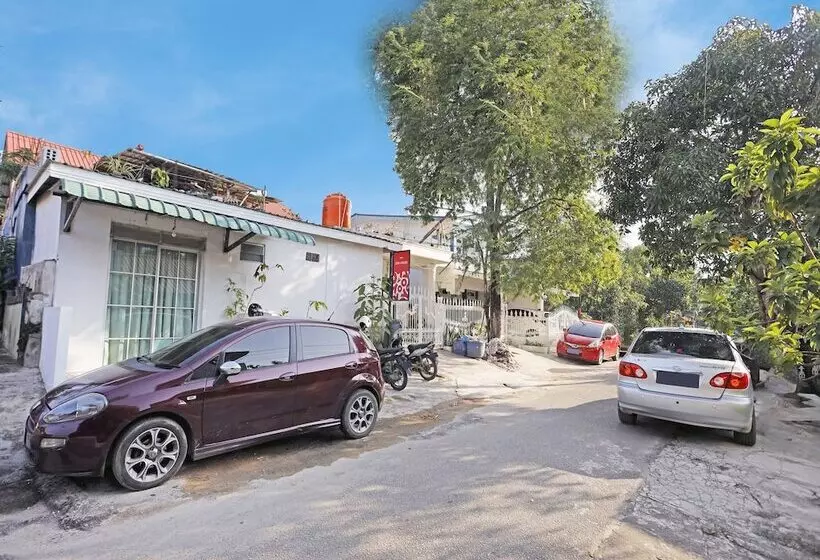 Hotelli Zein House By Oyo Rooms