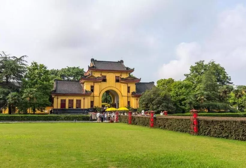 هتل City Comfort Inn Guilin Xiangbi Mountain Park
