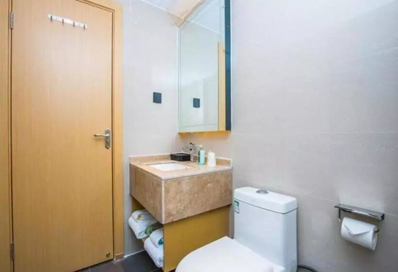 ホテル City Comfort Inn Heyuan Jianji Shopping Center Wanda
