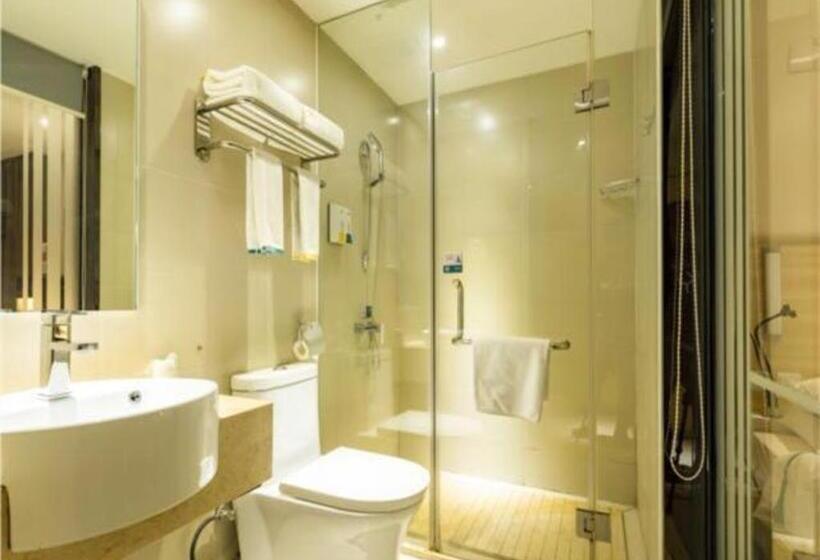 Szálloda City Comfort Inn Yingcheng Railway Station Shanghe Square