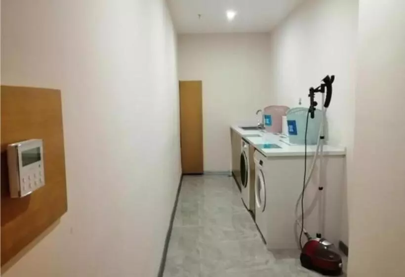 Hotelli City Comfort Inn Yingcheng Railway Station Shanghe Square