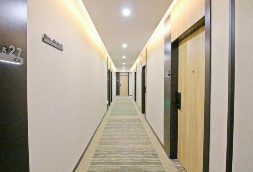 Hotel Greentree Inn Express Zhangjiagang Hexing Town Shazhou Professional Institue Of Technology