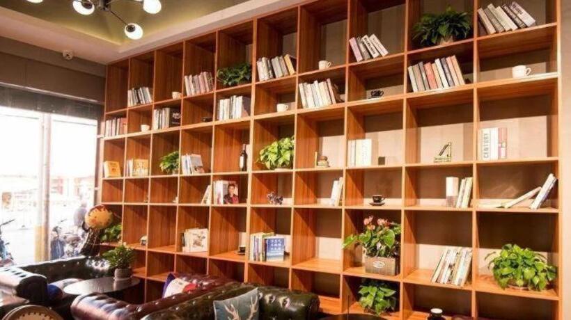 בית מלון כפרי James Joyce Coffetel Xuzhou Feng County Huadi Street