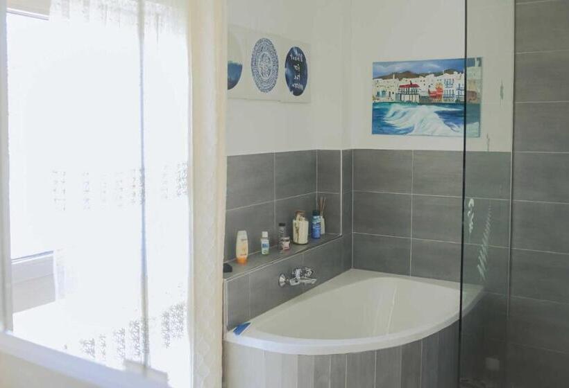 Bed and Breakfast Amd Chalet