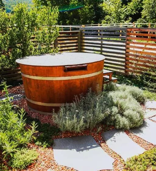 Bed and Breakfast Amd Chalet