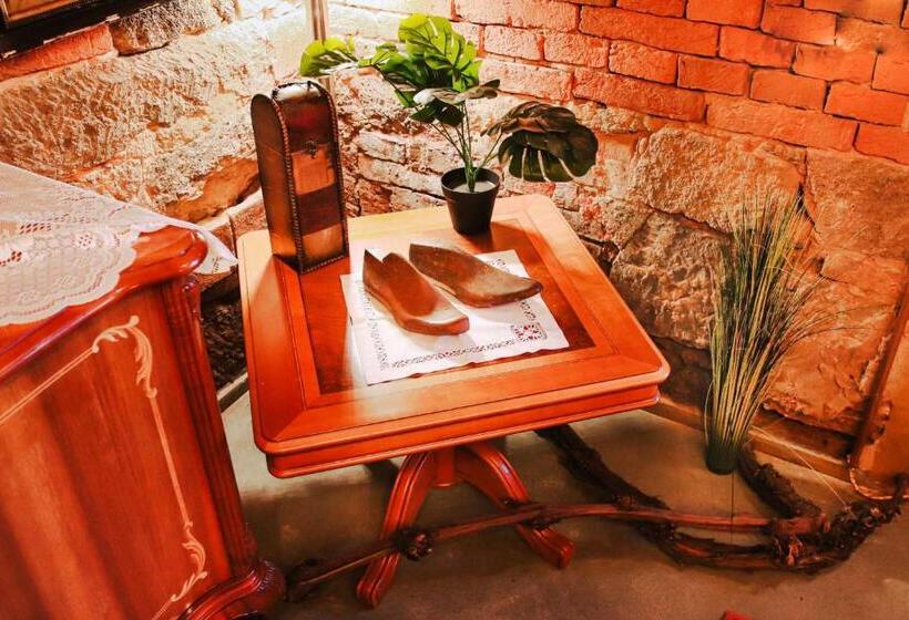 Bed and Breakfast Amd Chalet