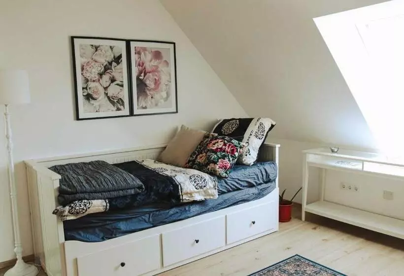 Bed and Breakfast Amd Chalet