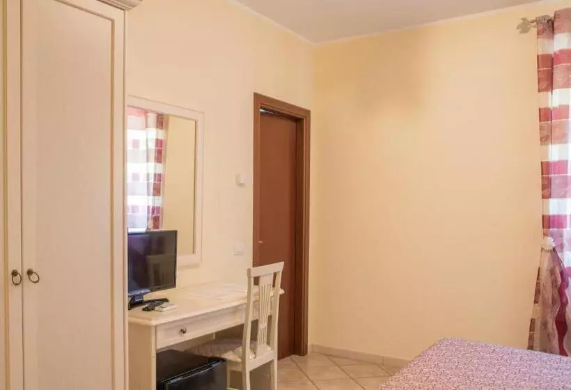 Aamiaismajoitus (B&B) L Infinito