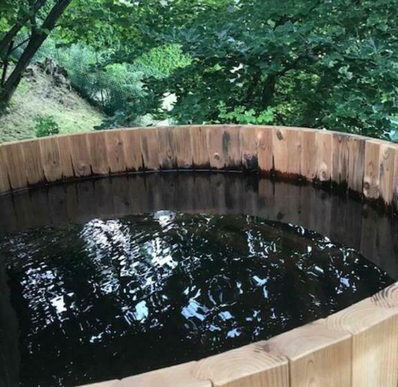 Larium Bed & Breakfast   Pigra