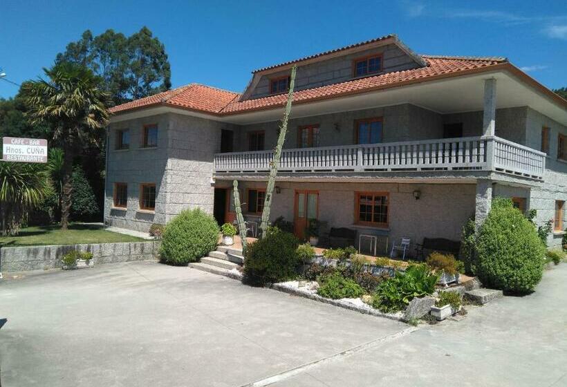 Пансион Hostal Restaurante Casa Cuña