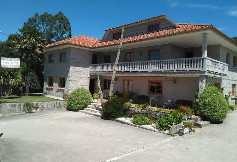 ペンション Hostal   Restaurante Casa Cuña