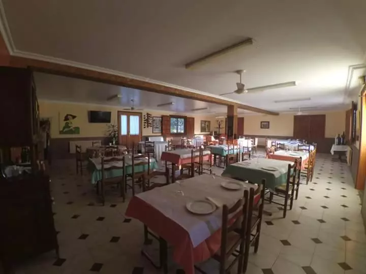 ペンション Hostal   Restaurante Casa Cuña