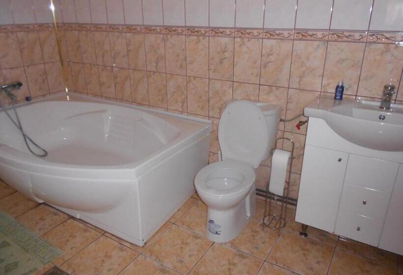 펜션 Tünde Vendégház