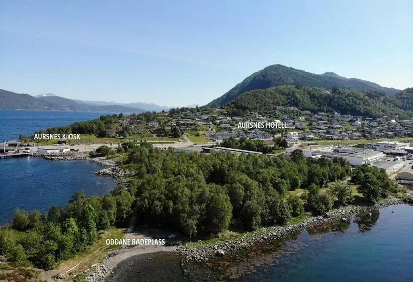 Aursnes Hotell