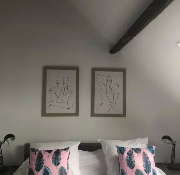 Aamiaismajoitus (B&B) Ancien Relais De Poste The Old Post Office