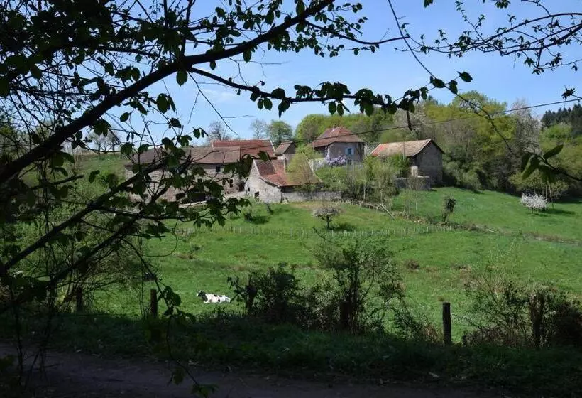 Aamiaismajoitus (B&B) Chambre Privative Et Originale, à 20 Mn De Cluny