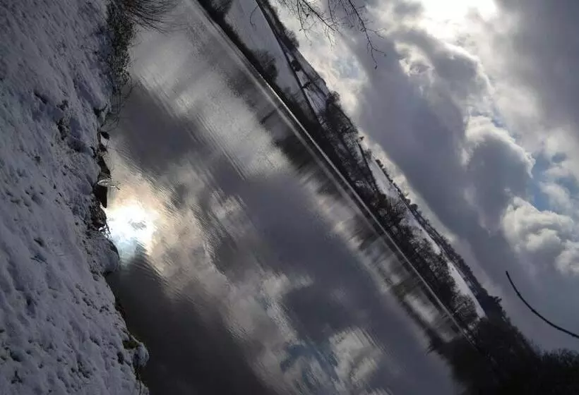 Aamiaismajoitus (B&B) Chambre Privative Et Originale, à 20 Mn De Cluny