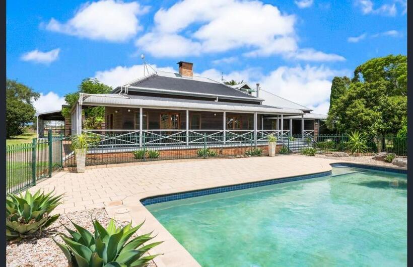 住宿加早餐 Forest Lodge Highfields