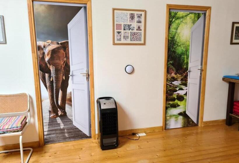 Bed and Breakfast L Eléphant Heureux