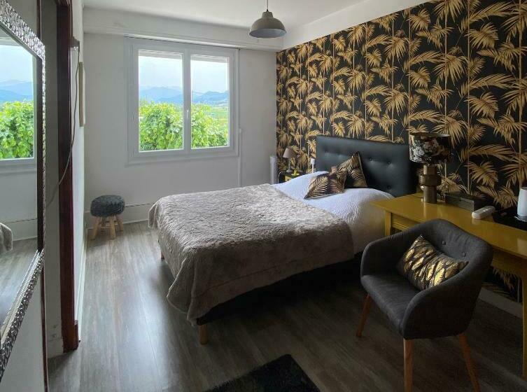 مبيت وإفطار La Maison De Barlest   Lourdes