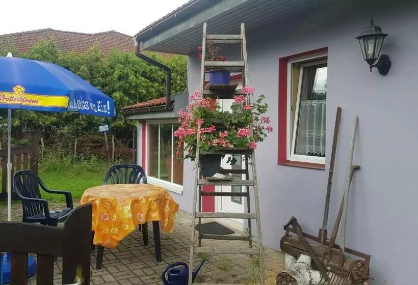 Aamiaismajoitus (B&B) Zimmervermietung Zahn