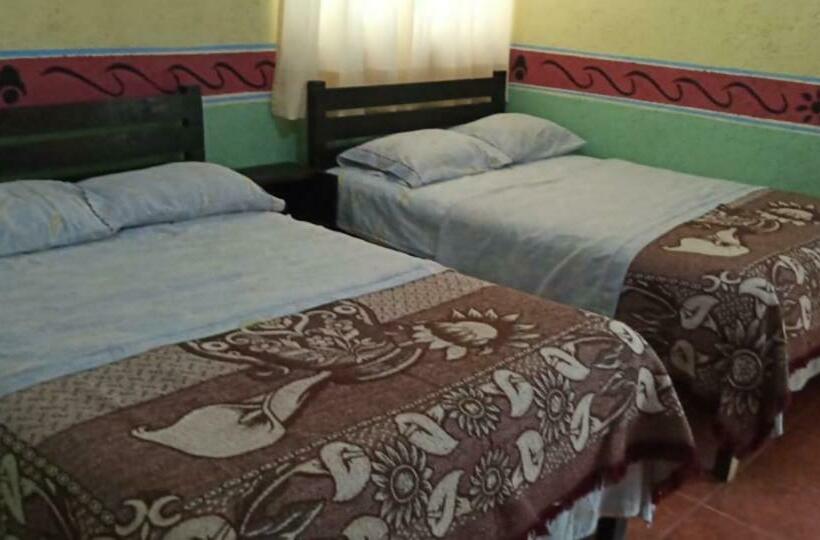 ホテル El Portón De Cortés