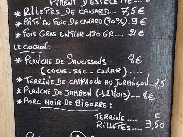 هتل L  Auberge Campagnarde, Lourdes