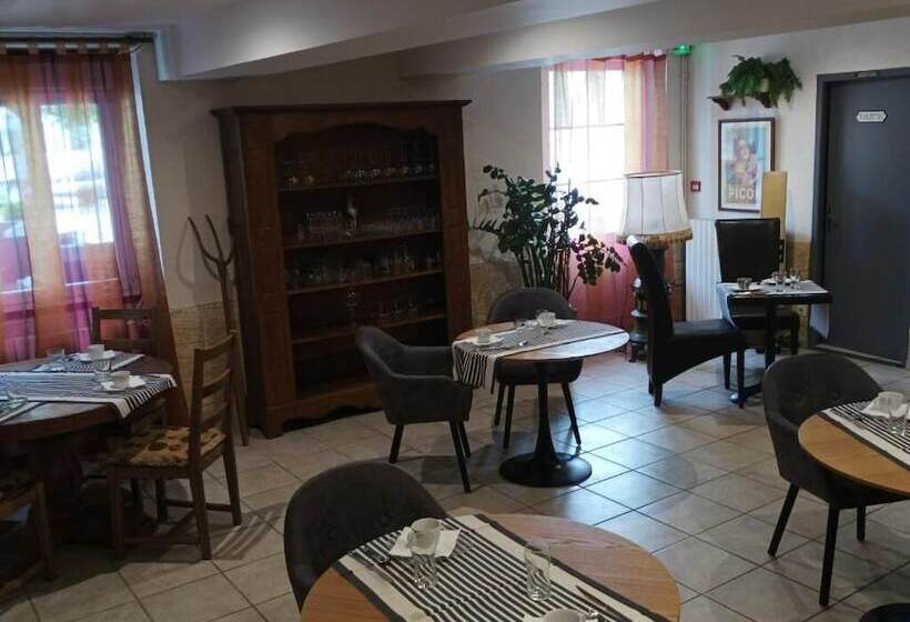 هتل L  Auberge Campagnarde, Lourdes