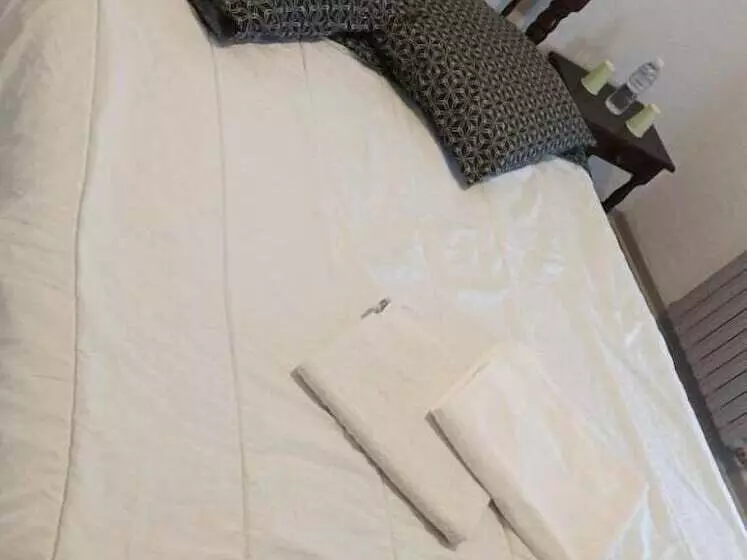 Hotelli L  Auberge Campagnarde, Lourdes