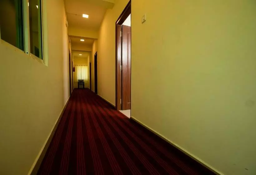 Hotelli Srichand Business Class Rooms