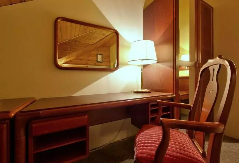 Majatalo Penzion Topas