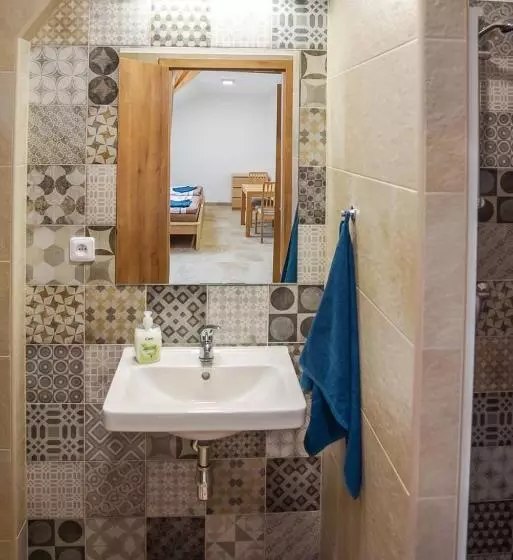 Majatalo Penzion V Rodinném Vinařství Kadubcovi