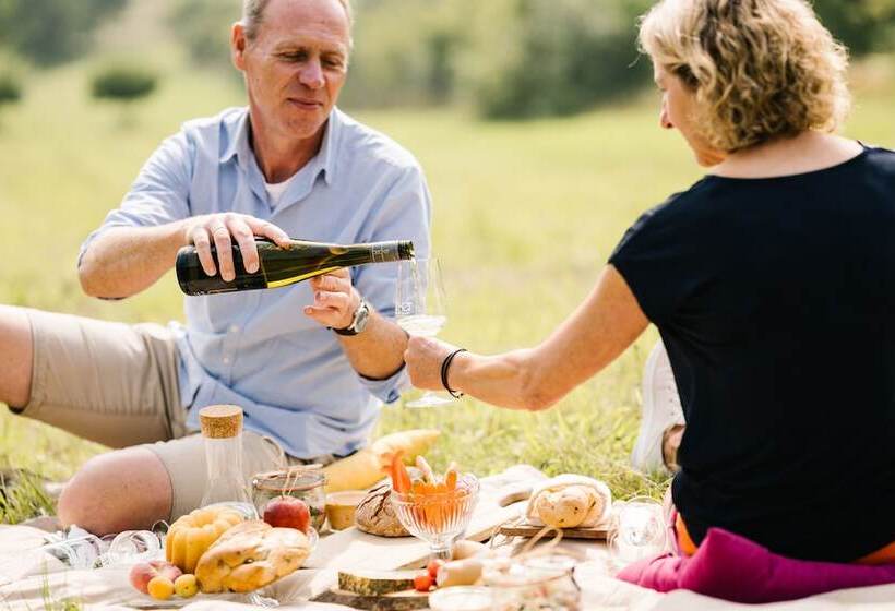 Weinzuhause Hotel Restaurant Vinothek