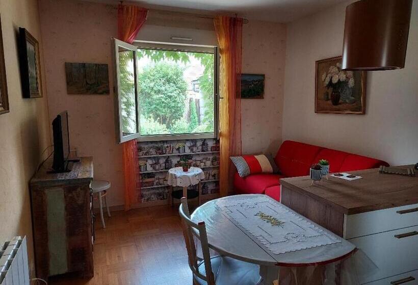 مبيت وإفطار A 5 Min De Beaune, Logement Tout Confort Au Calme