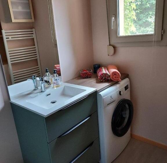 مبيت وإفطار A 5 Min De Beaune, Logement Tout Confort Au Calme