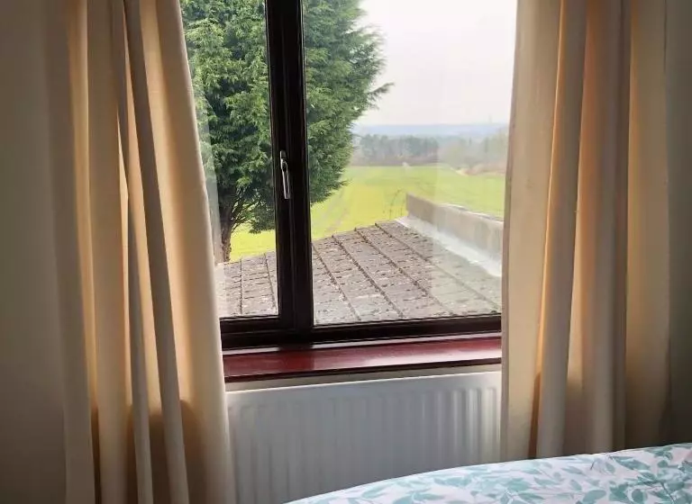 تختخواب و صبحانه Dunedin House Nedderton Village Bedling