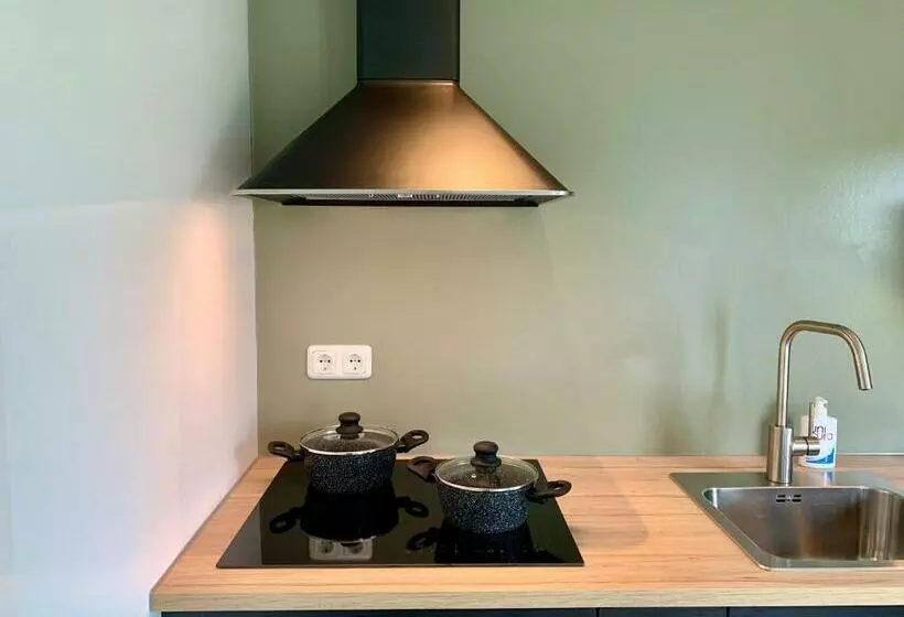 ベッドアンドブレックファースト Mae Usu