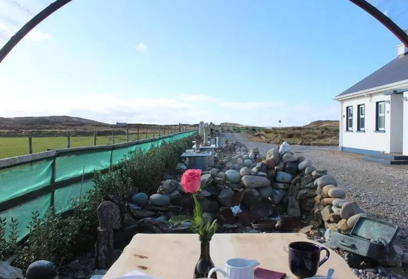 Aamiaismajoitus (B&B) Malin Head Solastobann Arthouse Room 1 En Suite