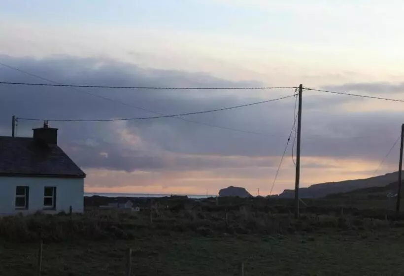 Aamiaismajoitus (B&B) Malin Head Solastobann Arthouse Room 1 En Suite