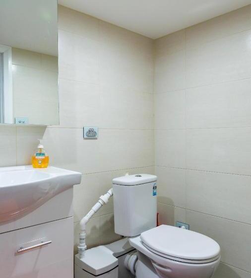 住宿加早餐  Modern & Homely Comfort