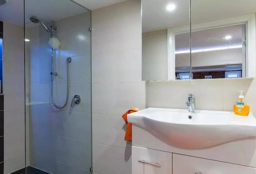 Aamiaismajoitus (B&B) Modern & Homely Comfort