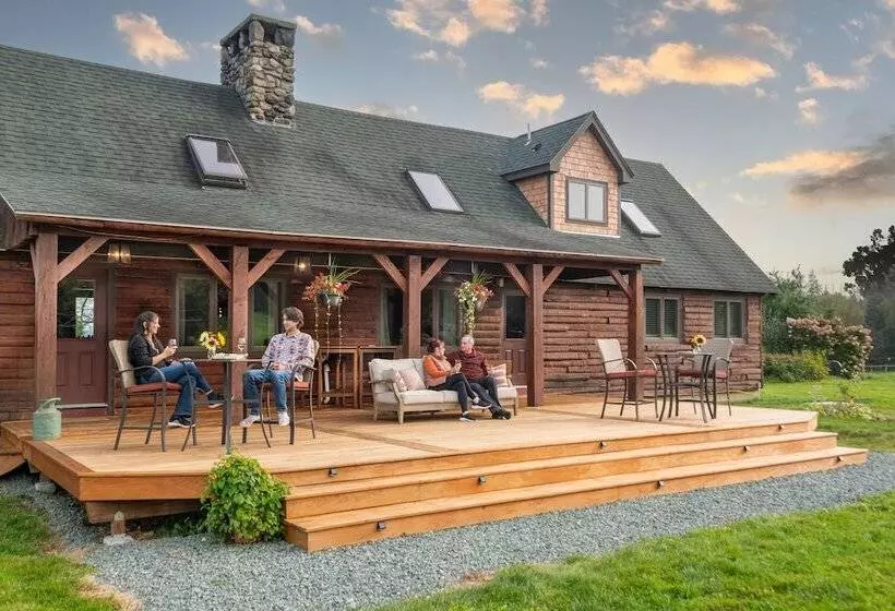 Aamiaismajoitus (B&B) The Inn At Oxbow Acres