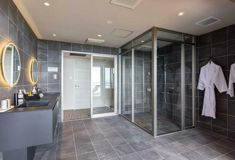 Hotelli Bettei Amafuru Oka