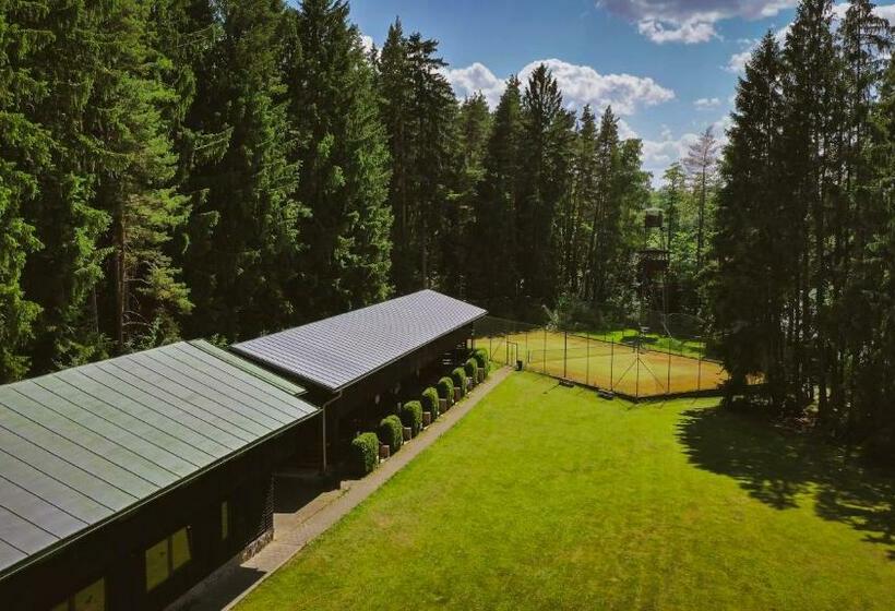 Отель Komáří Louka