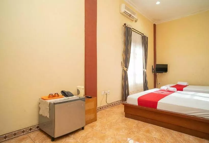 ホテル Reddoorz At Jl Ahmad Yani Asam Asam