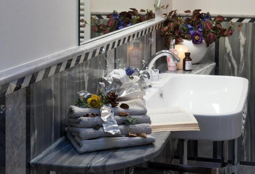 פנסיון Abbazia Di Santa Maria Di Pero Ninni Riva