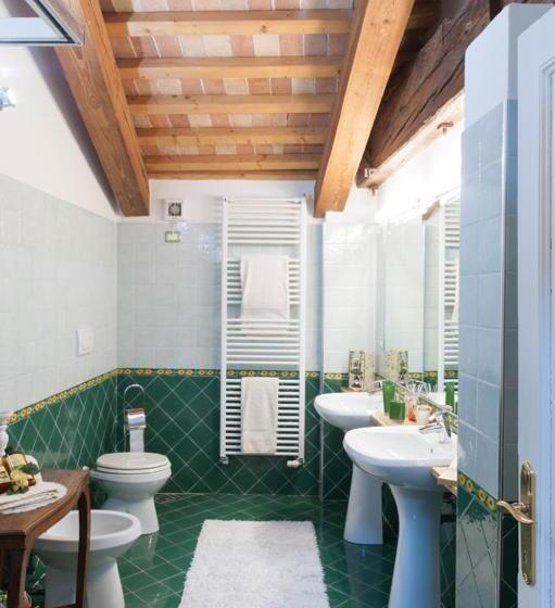 פנסיון Abbazia Di Santa Maria Di Pero Ninni Riva