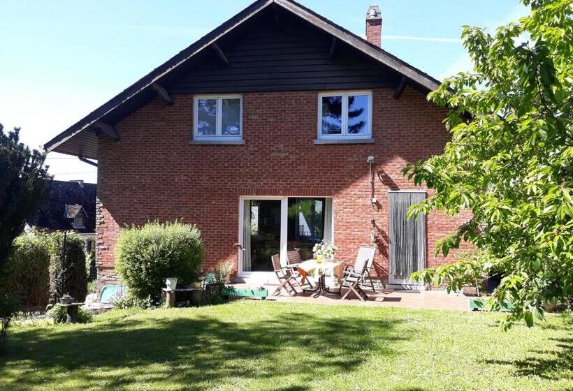 پانسیون Bed Vue Sur Vallée De La Meuse Namur